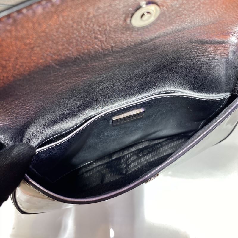 Pra*a cleo bags